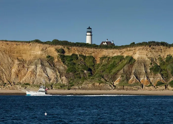 12217 - Beautiful Views Of Cape Cod Bay Access To Private Beach Easy Access To P-Town