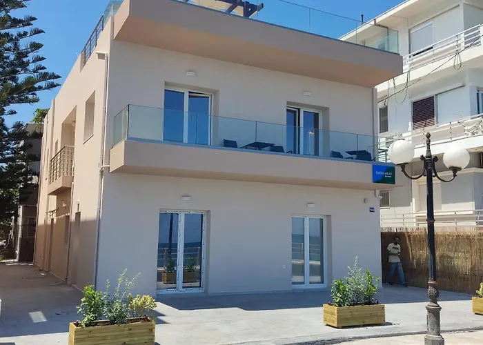 Green N' Blue Apartments