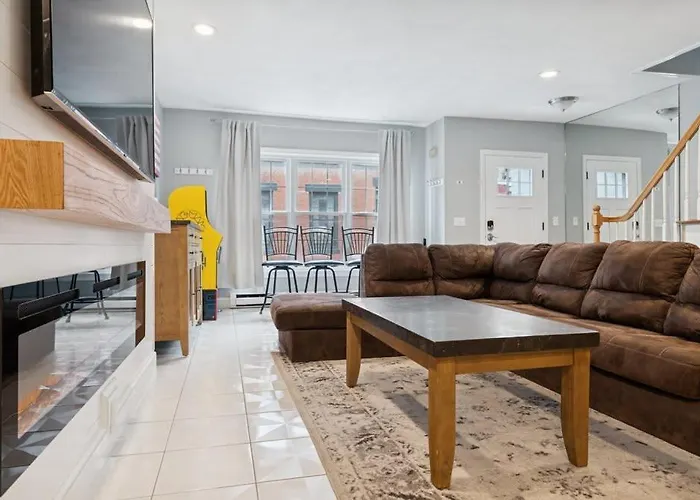 Heart Of Southie - Hot Tub + Walk To Top Bars