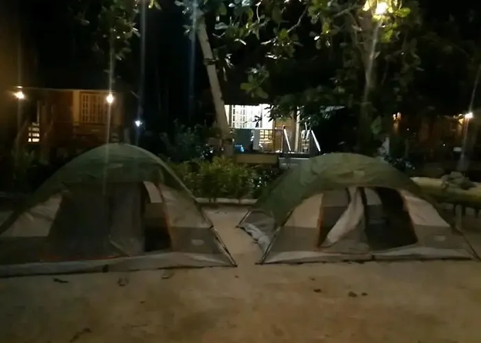 Coconut Beach Bar And Cottages
