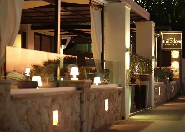 Alexis Hotel