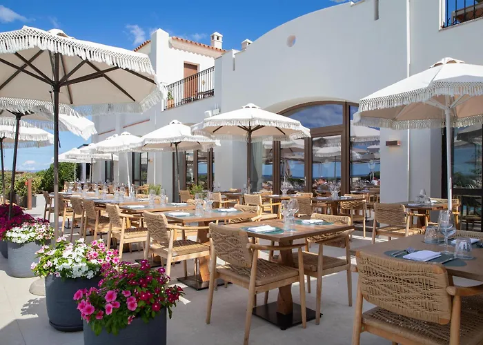 Mangia'S Santa Teresa Sardinia, Curio Collection By Hilton