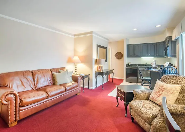 The Century House Latham - North Albany, An Ascend Collection Hotel