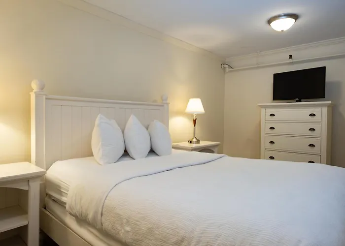Senator Inn & Spa