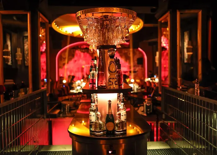 Villa Blanca Urban Hotel
