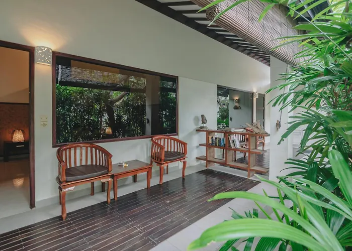Frangipani Beach Hotel