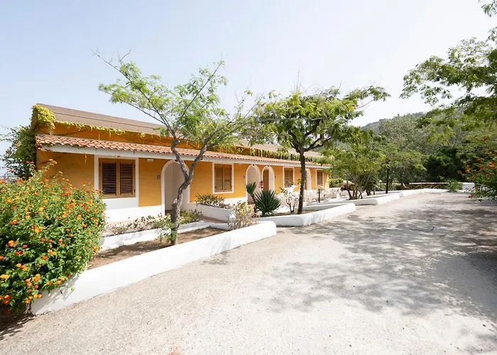 Cala Petrosa Resort