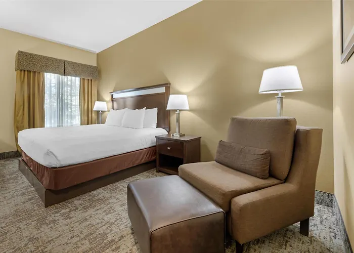 Best Western Plus Prairie Inn