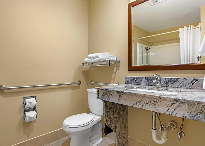 Best Western Plus Prairie Inn