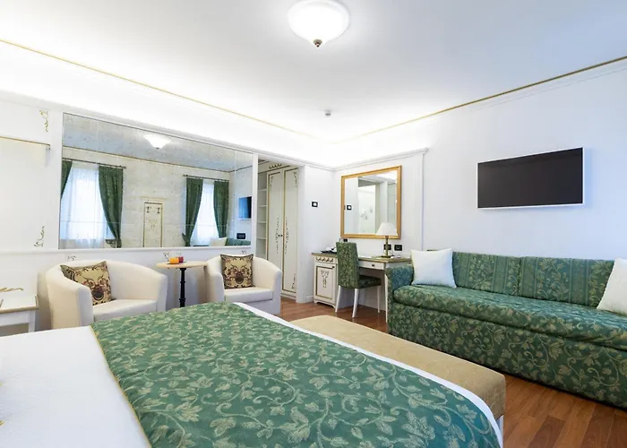 Hotel Croce Bianca