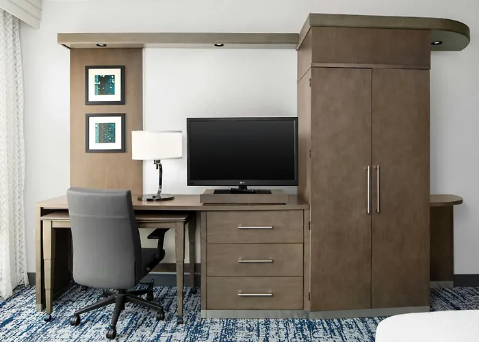 Courtyard By Marriott Wilmington Downtown/Historic District