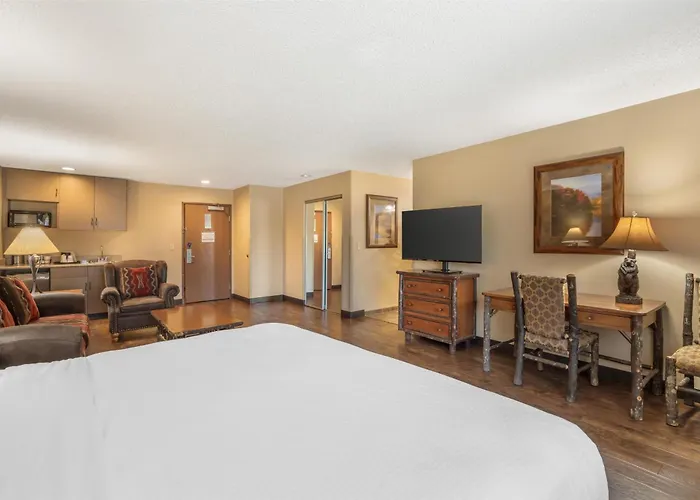 Best Western Plus Kelly Inn & Suites