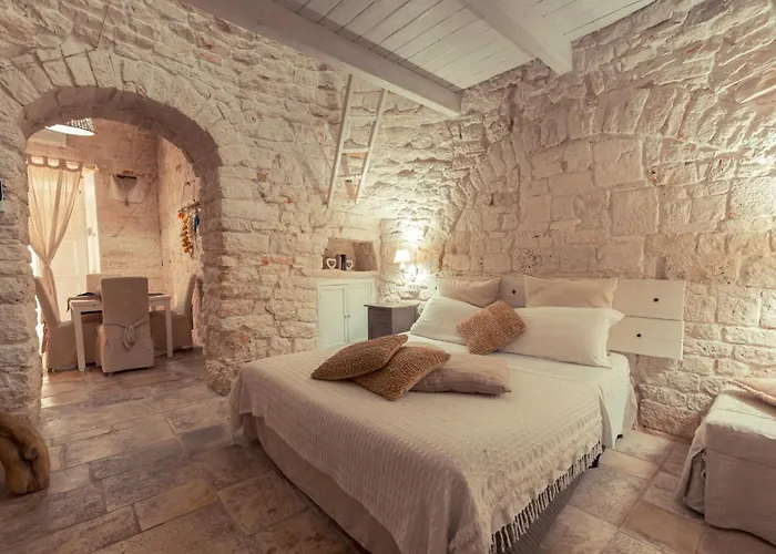 Trulli Diffusi De La Corte Dell'Astore I Trulli Antichi Mestieri