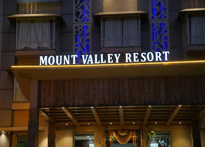 Namoka Mount Valley Resort - Hill Views & Veg Only