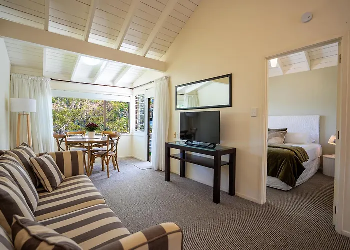 Emerald Inn On Takapuna Beach