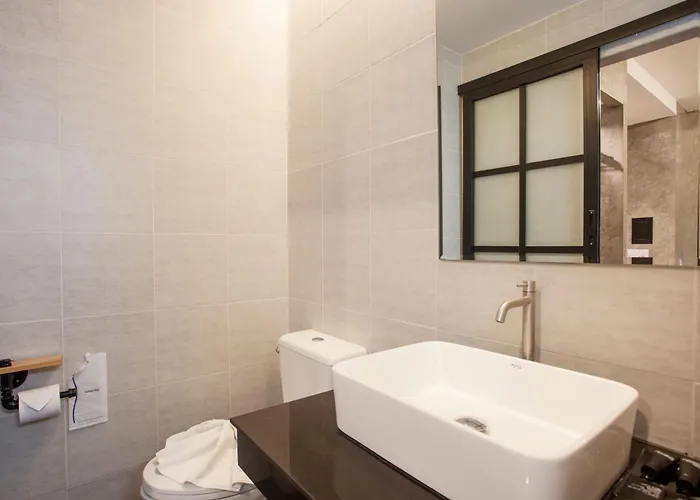 Ritsurin Boutique Hotel - โรงแรมริทสุริน บูติค