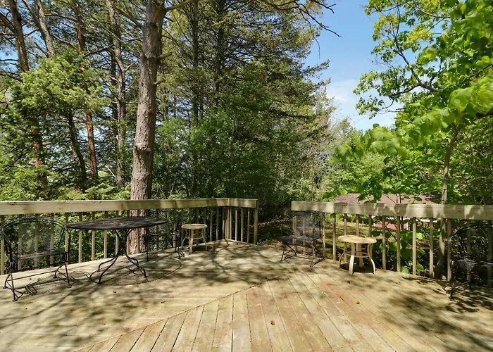 Island Cottage On Evans Lake: Boat Rental Required
