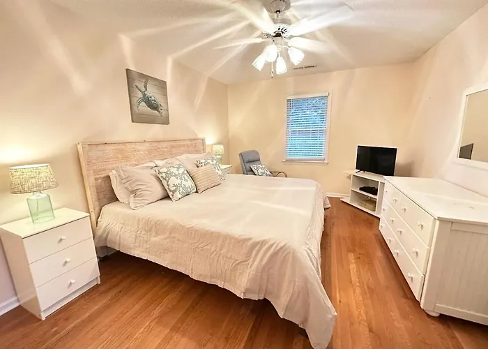 A Some Place Special Minutes To Beach Sleeps 10