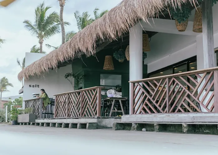 Bay'S Inn Resort