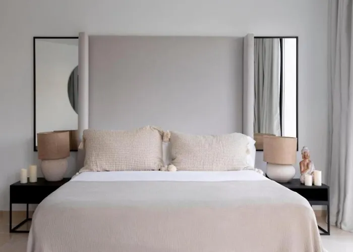 Hotel Grand Galaxy Delhi Unit By Gk Group Near Igi Airport