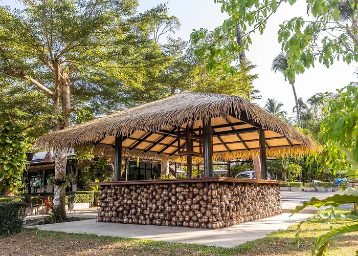Phukhaolak Resort