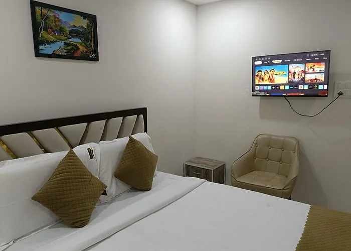 Vaaraahi Hotels