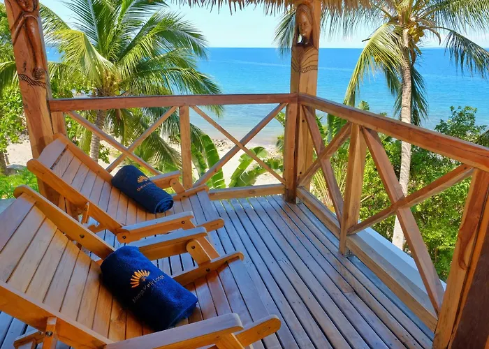 Manja Kely Lodge - Nosy Komba Island