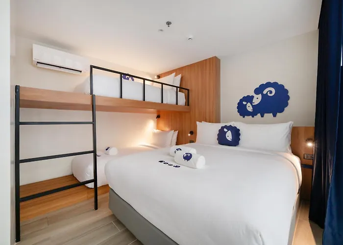 Kokotel Cebu Adira