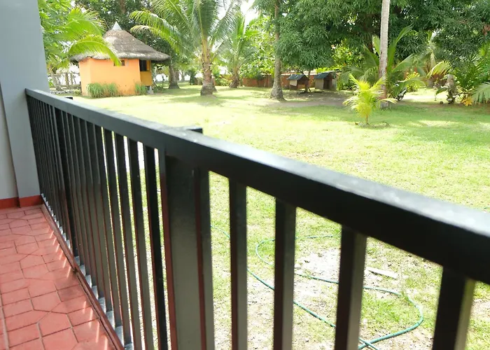 Suki Beach Resort "3