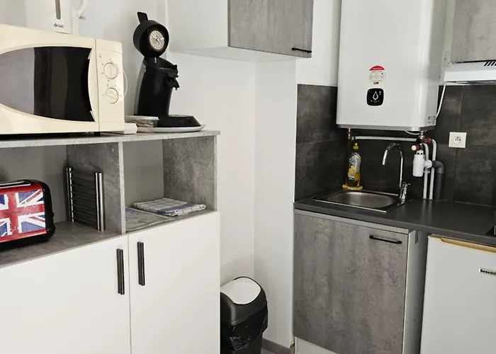 Studio Cabine Clim Wifi Parking Draps - 1 étoile - self check-in possible