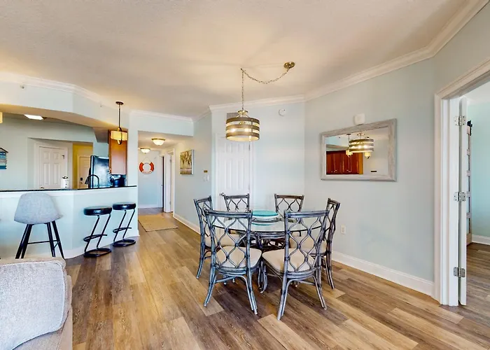 Paradise Shores 305