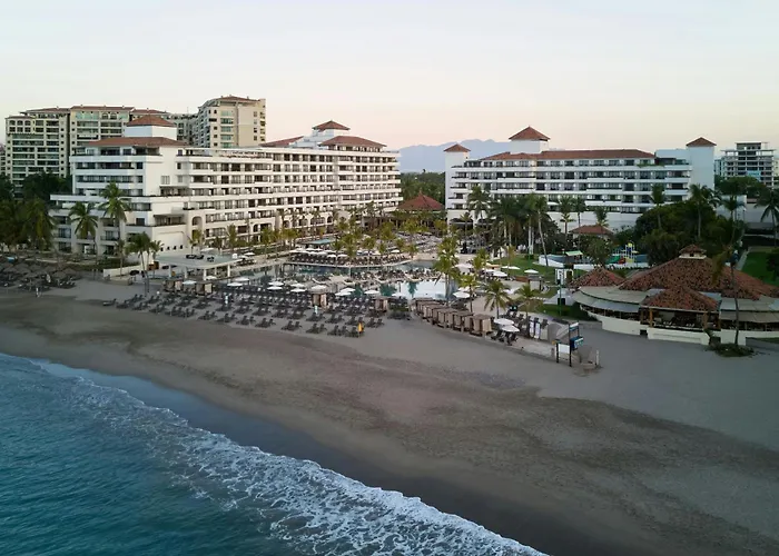 Marriott Puerto Vallarta Resort & Spa