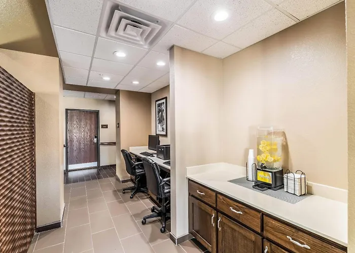 Comfort Suites Grand Prairie - Arlington North