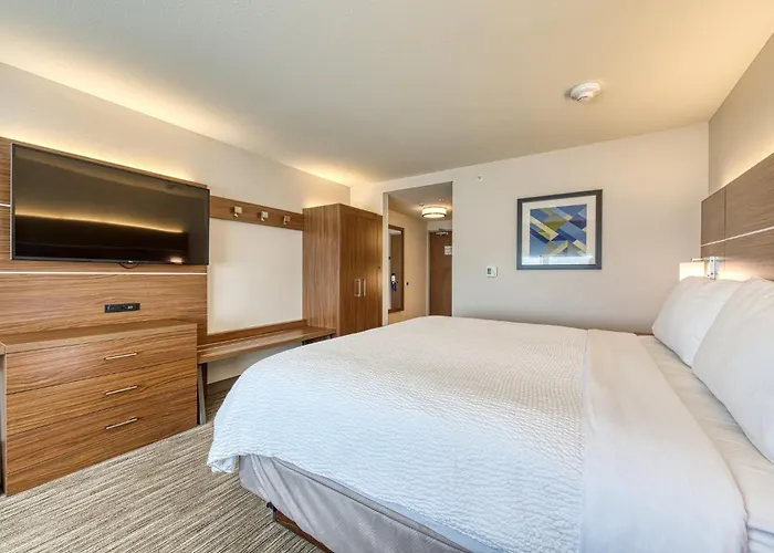 Holiday Inn Express & Suites - Manitou Springs By Ihg