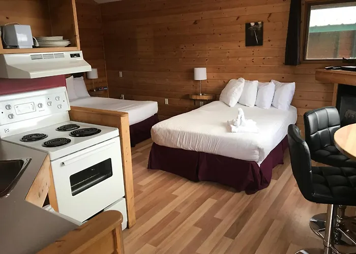 Bear Cove Cottages