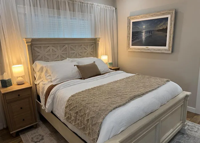 Beach House With Breathtaking Sunsets - Perfect For Couples And Families!