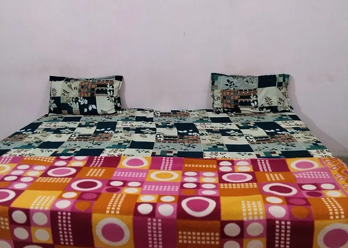 Shree Balaji Home Stay Ayodhya Contact Number 92782-97365