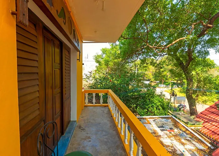 Green'S Heritage Resort Auroville With Swimming Pool
