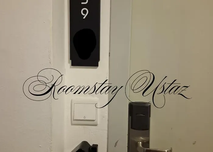Roomstay Ustaz Al-Waqf Tunjong