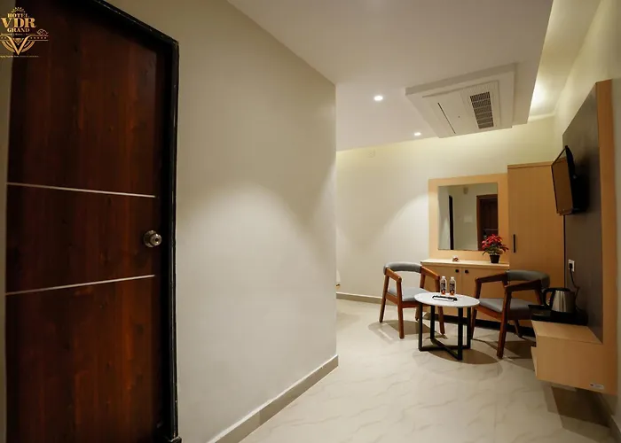 Hotel Vdr Grand