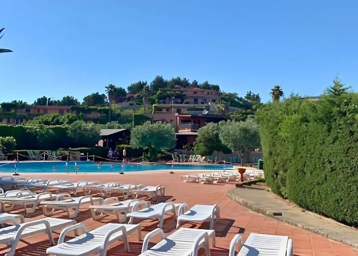 Aura Club Porto Rhoca