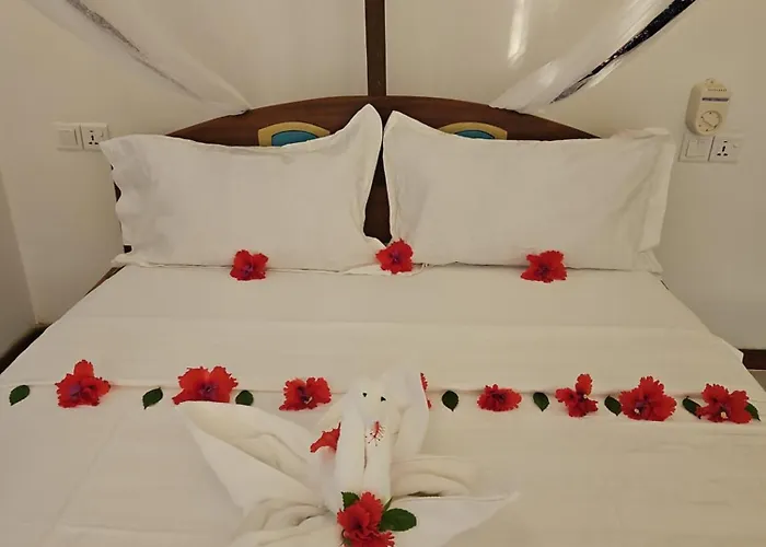 Upole Hotel