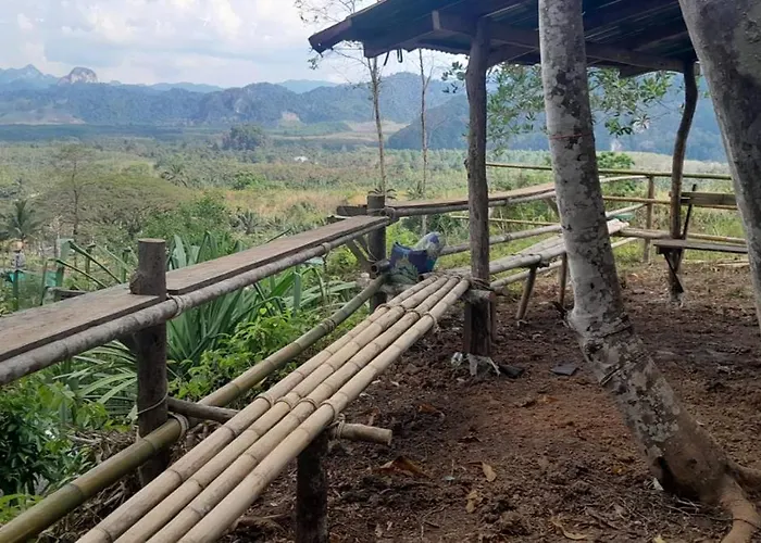Khao Sok Moon Light Hill Camp