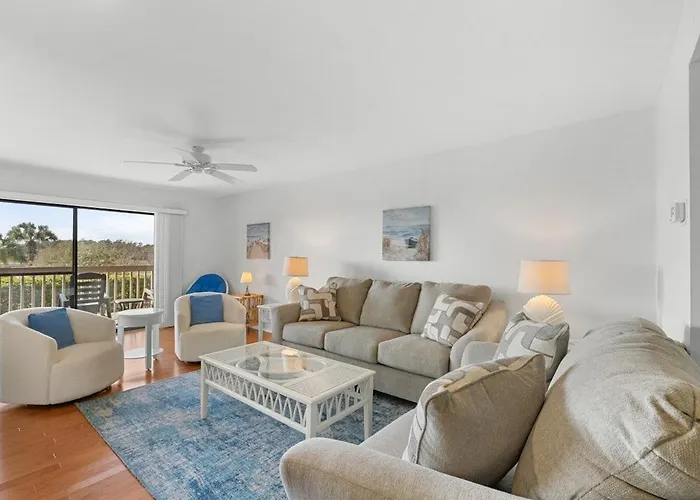 3 Bedroom 3 Bath Golf And Beach Getaway