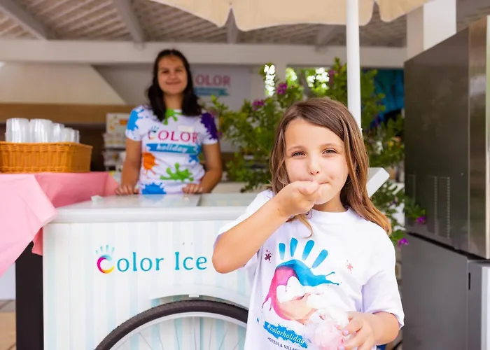 Color Dolmen Family Village