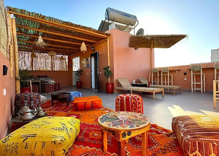Paradise Blue Wave Hostel - Guest House