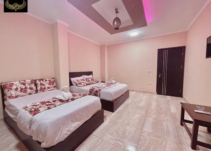 Comfort Inn Pyramids