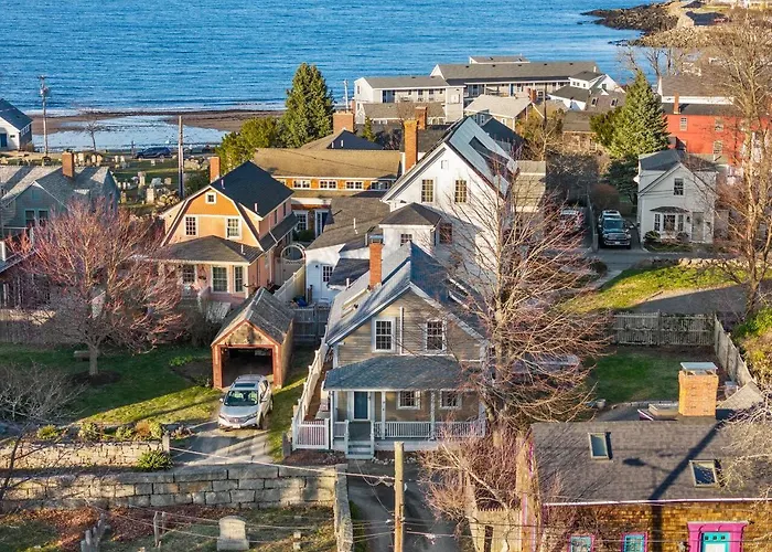 2Br Home|Downtown Rockport W/Parking|Walk 2 Ocean