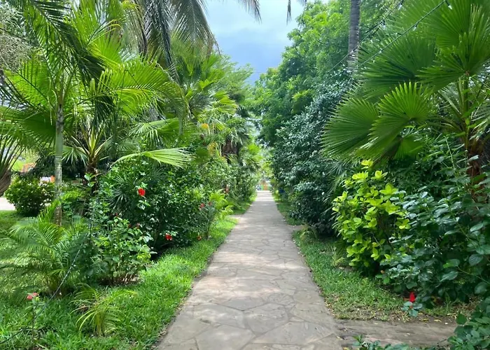 Kijiji Beach Resort