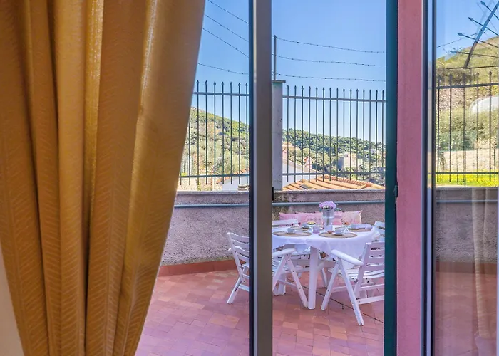 Appartamento vista mare in villa